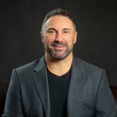 Tom-Kiebach Tom-Kiebach